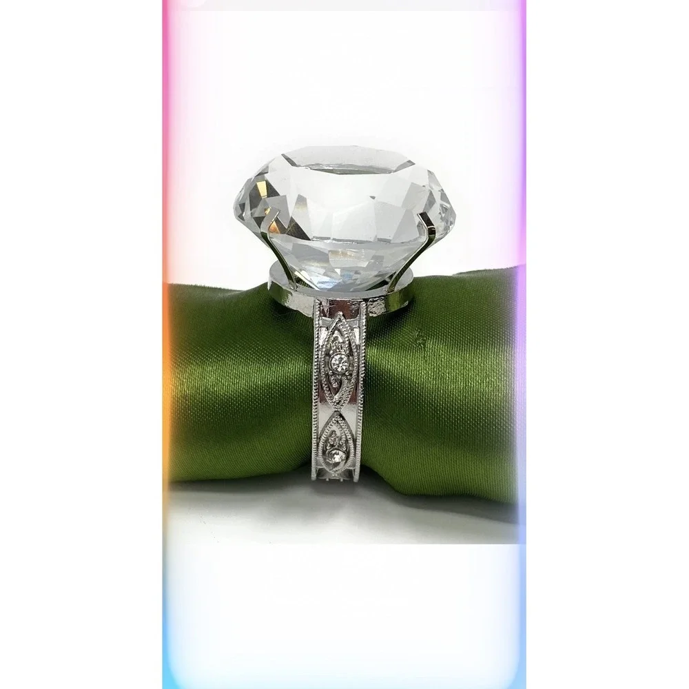 The Unbranded Brand crystal diamond